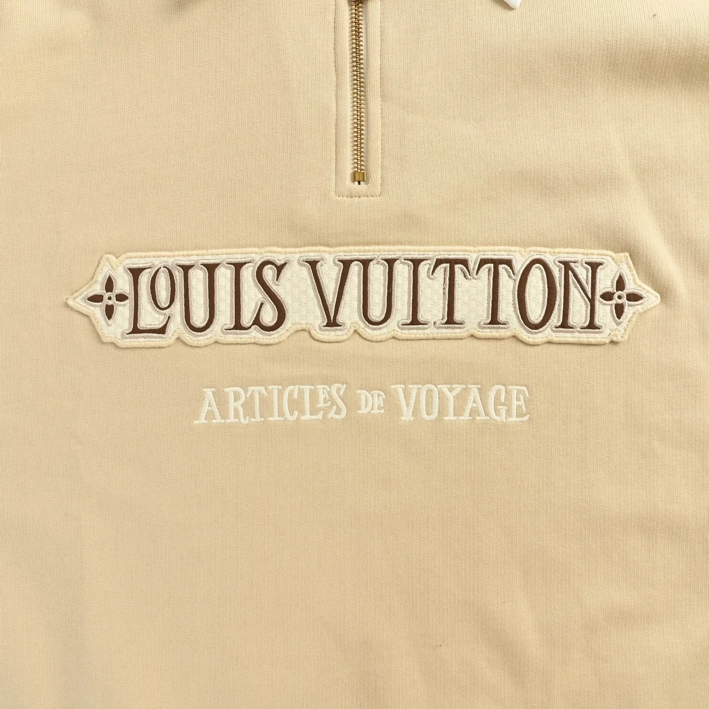 Louis Vuitton/Louis Vuitton 25Fw letter embroidered white lapel half-zip sweatshirt
